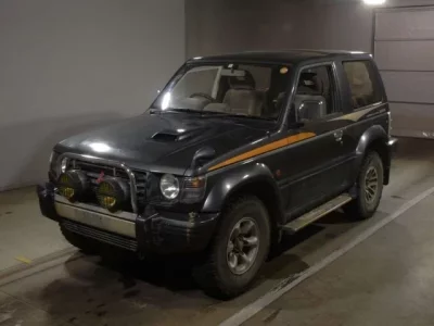 Mitsubishi PAJERO
