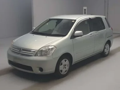 Toyota RAUM
