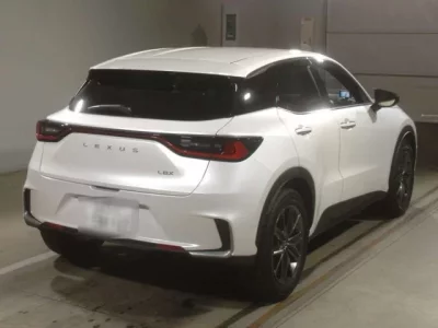 Lexus LBX
