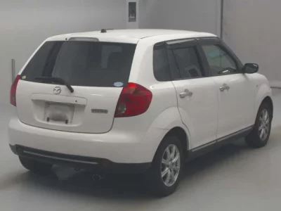 Mazda VERISA