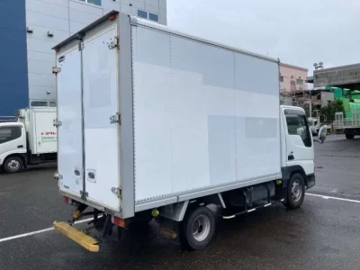 Mazda TITAN