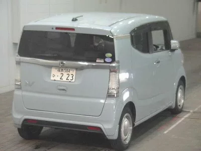 Honda N BOX SLASH