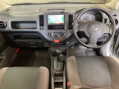 Nissan AD