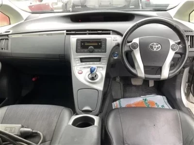 Toyota PRIUS PHV
