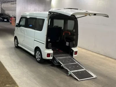 Nissan CLIPPER RIO