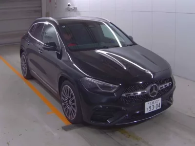 Mercedes-Benz GLA CLASS