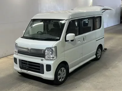 Nissan CLIPPER RIO