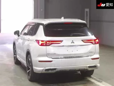Mitsubishi OUTLANDER PHEV