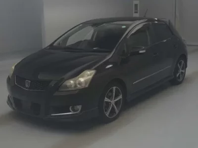 Toyota BLADE
