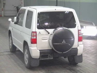 Mitsubishi PAJERO MINI
