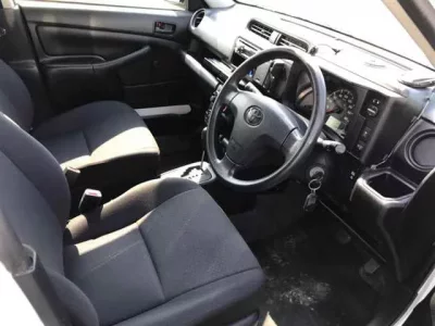 Toyota SUCCEED