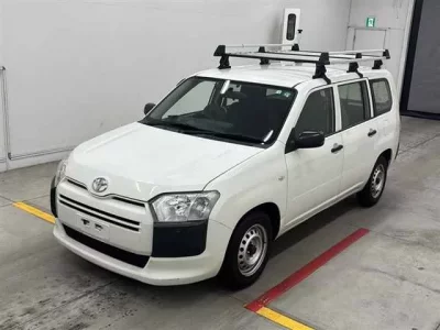 Toyota SUCCEED