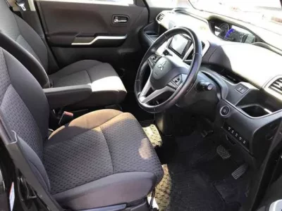 Mitsubishi DELICA D2