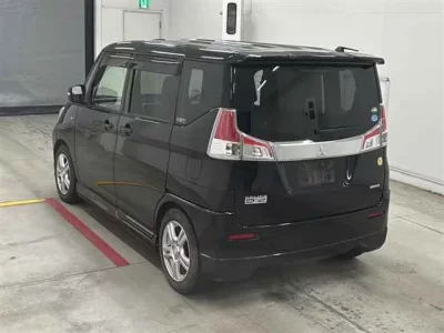 Mitsubishi DELICA D2