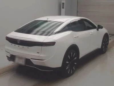 Toyota CROWN CROSSOVER