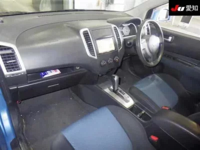 Nissan WINGROAD
