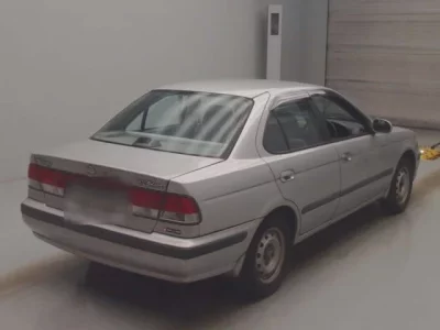 Nissan SUNNY