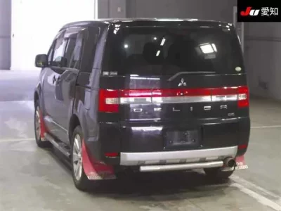 Mitsubishi DELICA D5