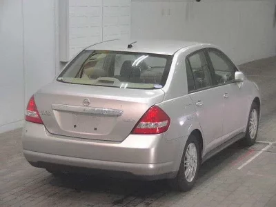 Nissan TIIDA LATIO
