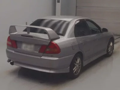 Mitsubishi LANCER