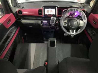 Honda N BOX SLASH