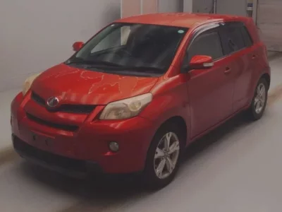 Toyota IST