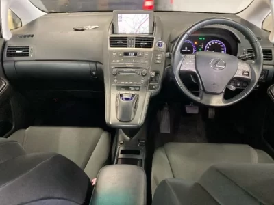 Lexus HS