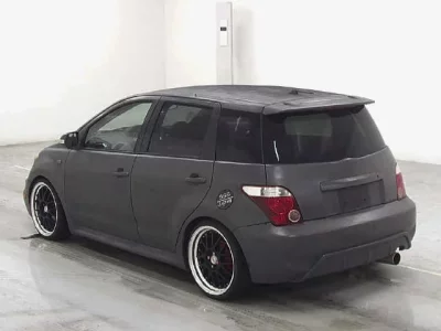 Toyota IST