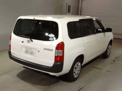 Toyota SUCCEED