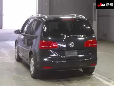 Volkswagen GOLF TOURAN