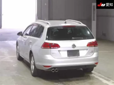 Volkswagen GOLF VARIANT