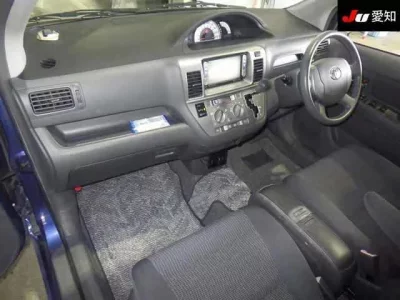 Toyota RAUM