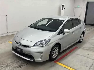 Toyota PRIUS PHV