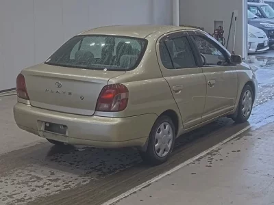 Toyota PLATZ