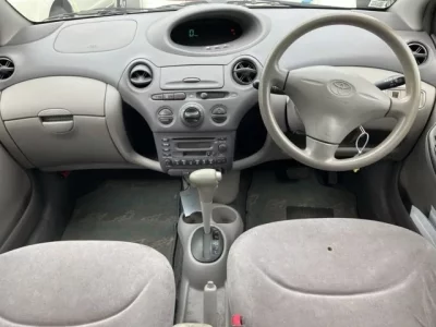 Toyota PLATZ