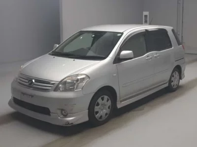 Toyota RAUM