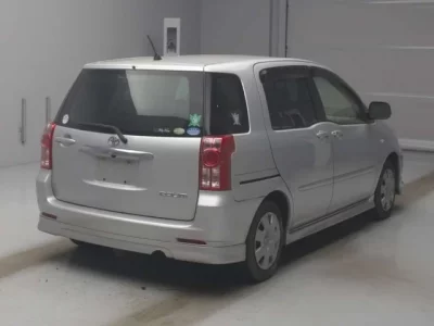 Toyota RAUM