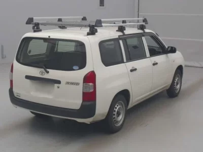 Toyota SUCCEED