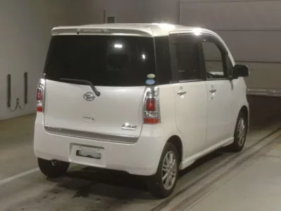 Daihatsu TANTO EXE