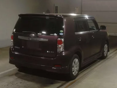 Toyota COROLLA RUMION