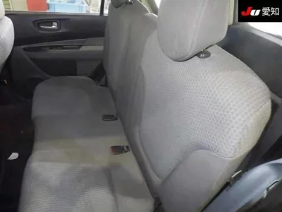 Nissan WINGROAD