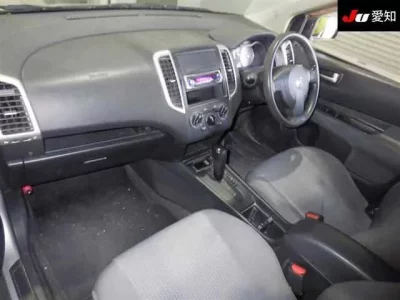 Nissan WINGROAD