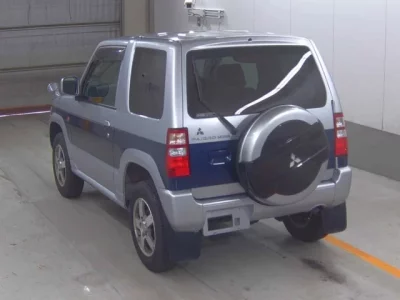 Mitsubishi PAJERO MINI