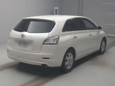 Toyota MARK X ZIO