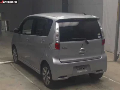 Mitsubishi EK CUSTOM