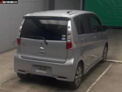 Mitsubishi EK CUSTOM