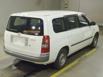 Toyota SUCCEED