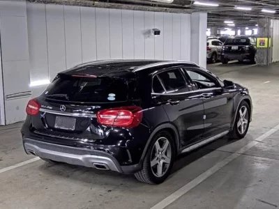 Mercedes-Benz GLA CLASS
