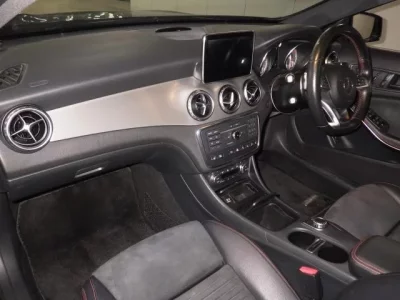 Mercedes-Benz GLA CLASS