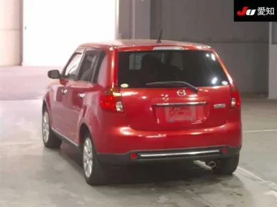 Mazda VERISA